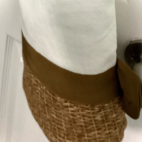 White Denim Tailor Capri’s with Satin sash & Satin Bows - Picture 13 of 16